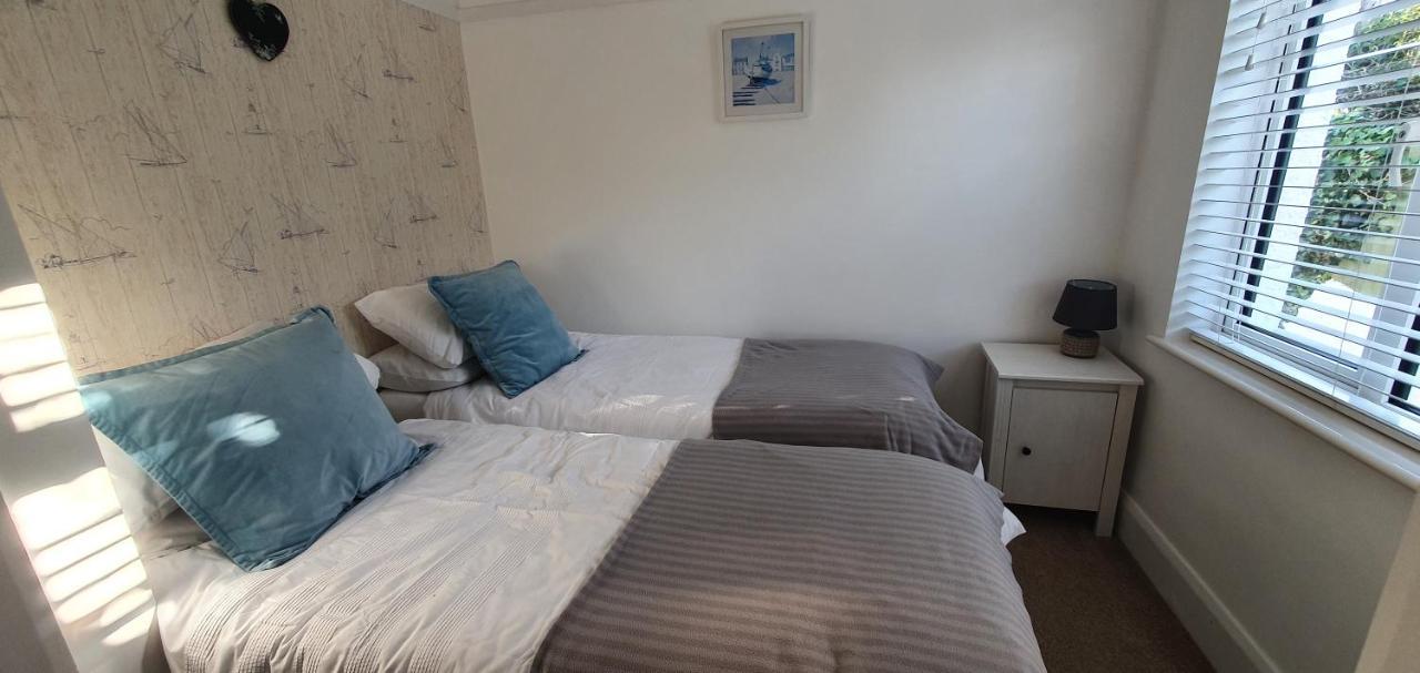 Pentire, On The Coastal Path Villa Polruan Bagian luar foto