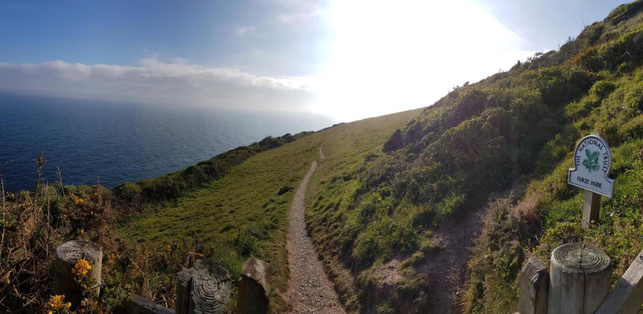 Pentire, On The Coastal Path Villa Polruan Bagian luar foto